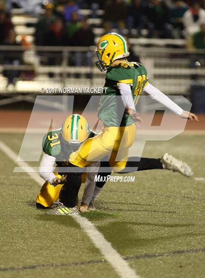 Thumbnail 1 in Bishop Carroll vs. Maize (KSHSAA 5A Quarterfinal) photogallery.