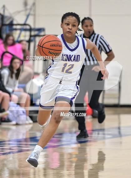 Thumbnail 2 in Kinkaid vs. Houston Christian photogallery.