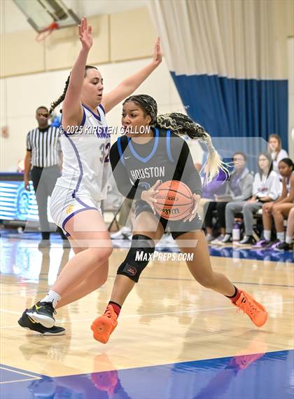 Thumbnail 3 in Kinkaid vs. Houston Christian photogallery.