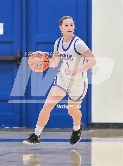 Thumbnail 2 in Kinkaid vs. Houston Christian photogallery.