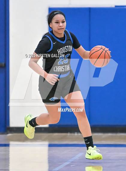 Thumbnail 1 in Kinkaid vs. Houston Christian photogallery.