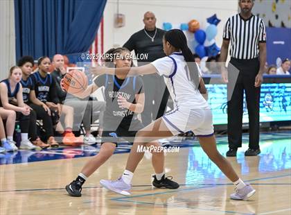 Thumbnail 1 in Kinkaid vs. Houston Christian photogallery.