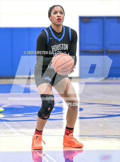 Thumbnail 2 in Kinkaid vs. Houston Christian photogallery.