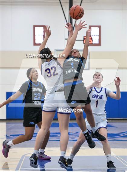 Thumbnail 2 in Kinkaid vs. Houston Christian photogallery.