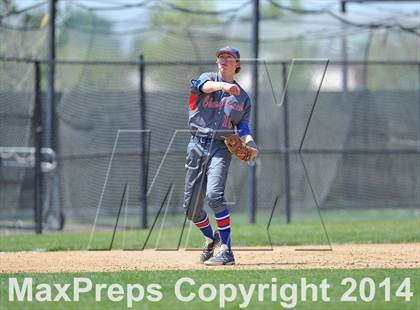 Thumbnail 2 in ThunderRidge vs. Cherry Creek (CHSAA 5A 3rd Round) photogallery.