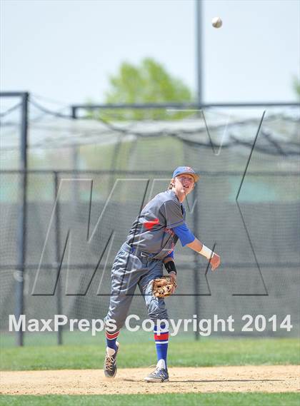 Thumbnail 1 in ThunderRidge vs. Cherry Creek (CHSAA 5A 3rd Round) photogallery.