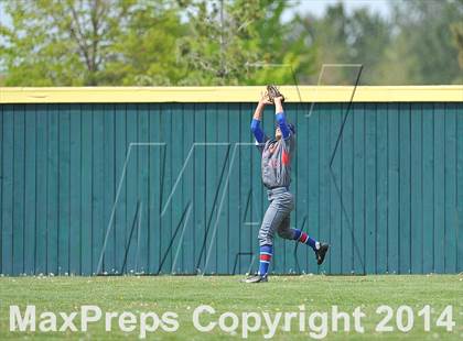 Thumbnail 3 in ThunderRidge vs. Cherry Creek (CHSAA 5A 3rd Round) photogallery.