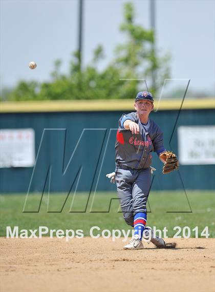 Thumbnail 3 in ThunderRidge vs. Cherry Creek (CHSAA 5A 3rd Round) photogallery.