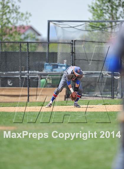 Thumbnail 3 in ThunderRidge vs. Cherry Creek (CHSAA 5A 3rd Round) photogallery.