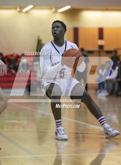 Thumbnail 3 in Bay Shore vs Portledge (Gary Charles Holiday Hoops Classic) photogallery.