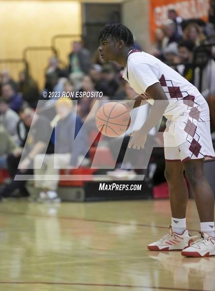 Thumbnail 1 in Bay Shore vs Portledge (Gary Charles Holiday Hoops Classic) photogallery.