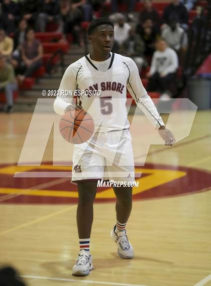 Thumbnail 3 in Bay Shore vs Portledge (Gary Charles Holiday Hoops Classic) photogallery.