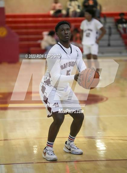 Thumbnail 1 in Bay Shore vs Portledge (Gary Charles Holiday Hoops Classic) photogallery.
