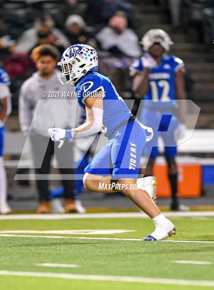 Thumbnail 1 in Daingerfield vs. West Rusk (UIL 3A Region Semifinal Playoff) photogallery.