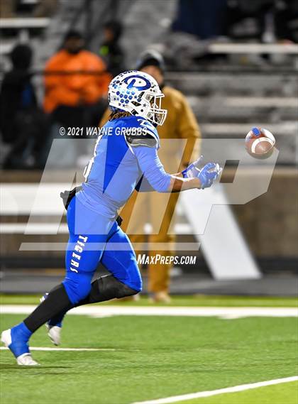 Thumbnail 3 in Daingerfield vs. West Rusk (UIL 3A Region Semifinal Playoff) photogallery.