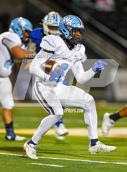 Thumbnail 3 in Daingerfield vs. West Rusk (UIL 3A Region Semifinal Playoff) photogallery.