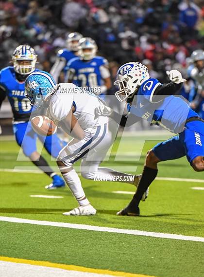 Thumbnail 1 in Daingerfield vs. West Rusk (UIL 3A Region Semifinal Playoff) photogallery.
