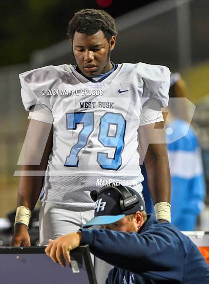 Thumbnail 1 in Daingerfield vs. West Rusk (UIL 3A Region Semifinal Playoff) photogallery.