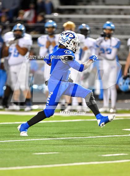 Thumbnail 1 in Daingerfield vs. West Rusk (UIL 3A Region Semifinal Playoff) photogallery.