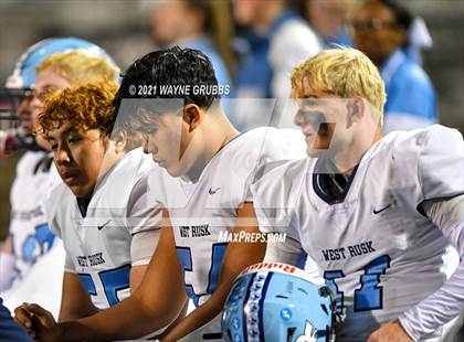 Thumbnail 2 in Daingerfield vs. West Rusk (UIL 3A Region Semifinal Playoff) photogallery.