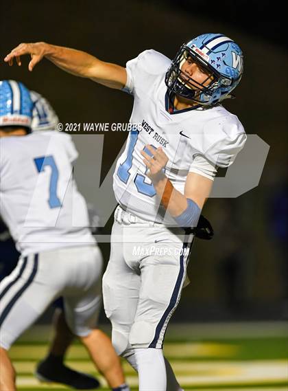 Thumbnail 1 in Daingerfield vs. West Rusk (UIL 3A Region Semifinal Playoff) photogallery.