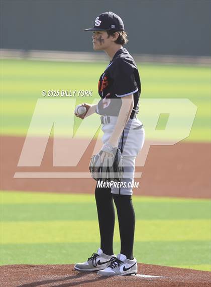 Thumbnail 2 in Grand Saline vs Athens photogallery.