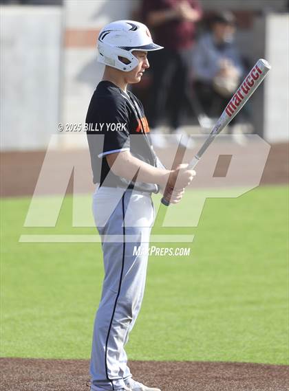 Thumbnail 3 in Grand Saline vs Athens photogallery.