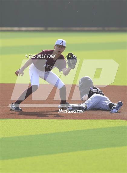 Thumbnail 1 in Grand Saline vs Athens photogallery.