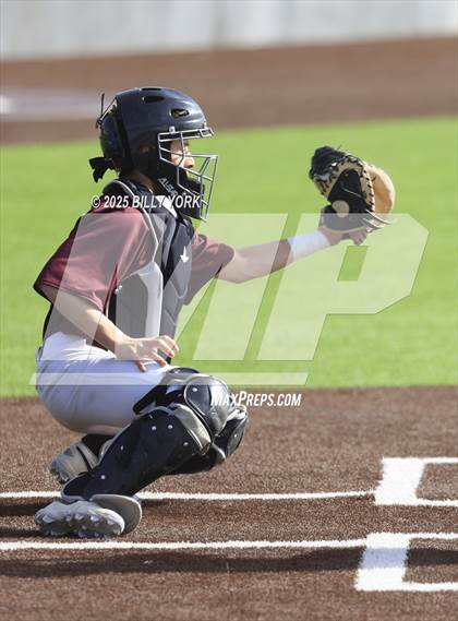 Thumbnail 1 in Grand Saline vs Athens photogallery.
