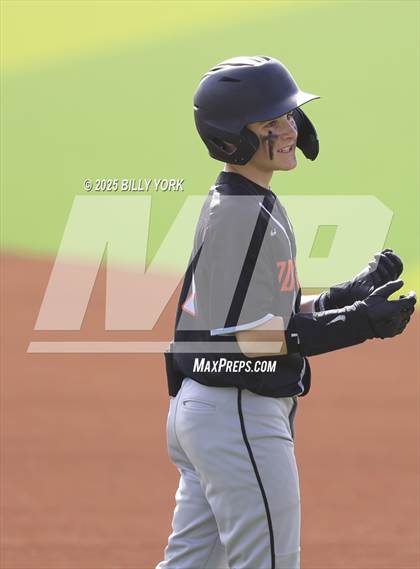 Thumbnail 1 in Grand Saline vs Athens photogallery.