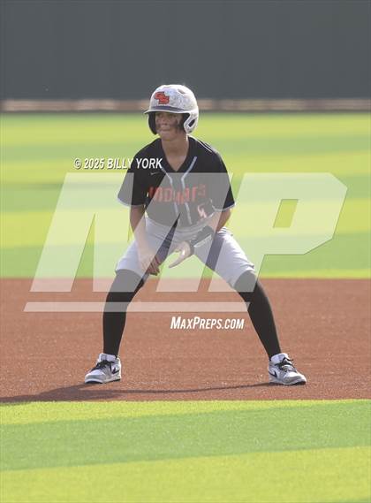 Thumbnail 2 in Grand Saline vs Athens photogallery.