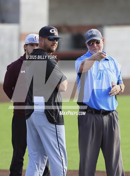 Thumbnail 1 in Grand Saline vs Athens photogallery.