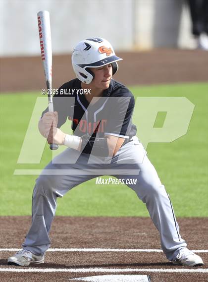 Thumbnail 1 in Grand Saline vs Athens photogallery.