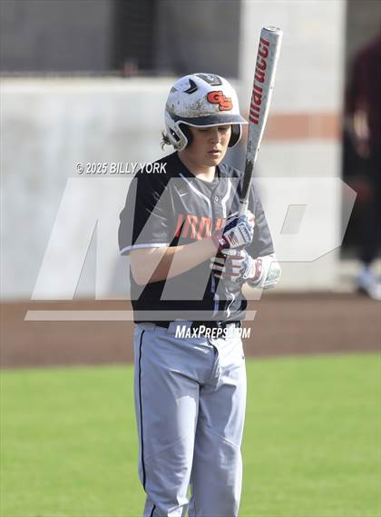 Thumbnail 2 in Grand Saline vs Athens photogallery.