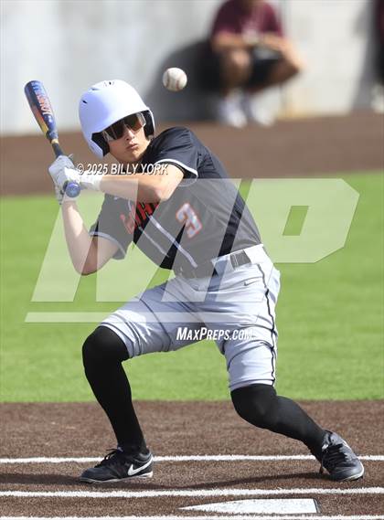 Thumbnail 3 in Grand Saline vs Athens photogallery.