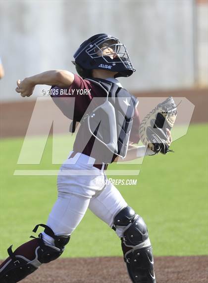 Thumbnail 3 in Grand Saline vs Athens photogallery.