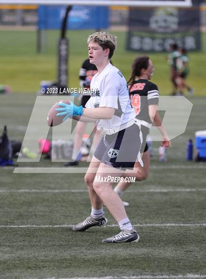 Thumbnail 1 in Lakewood vs ThunderRidge photogallery.
