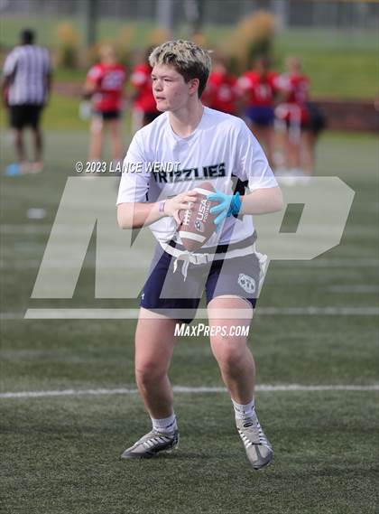 Thumbnail 1 in Lakewood vs ThunderRidge photogallery.