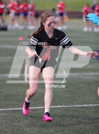 Thumbnail 3 in Lakewood vs ThunderRidge photogallery.