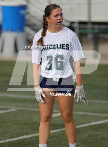 Thumbnail 3 in Lakewood vs ThunderRidge photogallery.