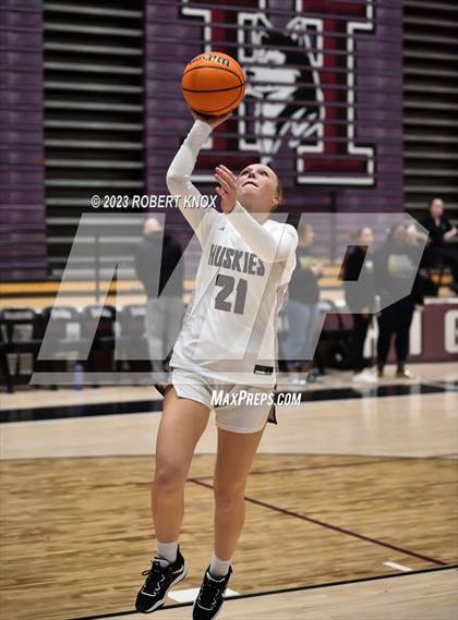Thumbnail 1 in Basha @ Hamilton photogallery.