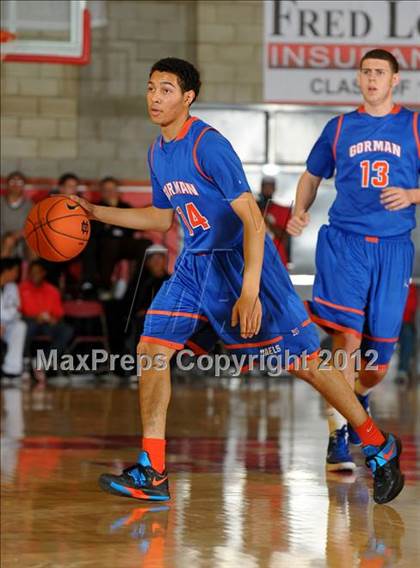 Thumbnail 2 in Whitney Young vs. Bishop Gorman (Nike Extravaganza) photogallery.