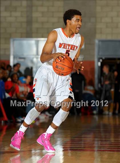 Thumbnail 2 in Whitney Young vs. Bishop Gorman (Nike Extravaganza) photogallery.