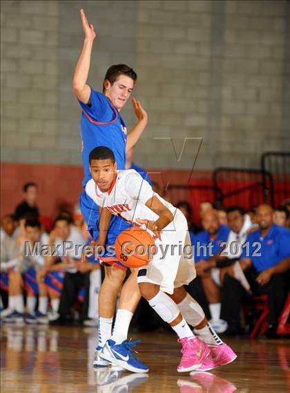 Thumbnail 1 in Whitney Young vs. Bishop Gorman (Nike Extravaganza) photogallery.