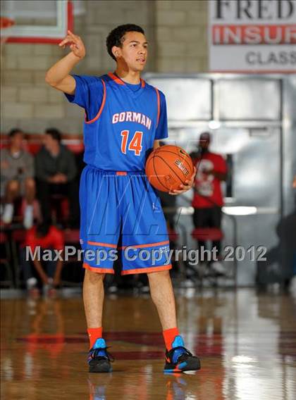 Thumbnail 2 in Whitney Young vs. Bishop Gorman (Nike Extravaganza) photogallery.