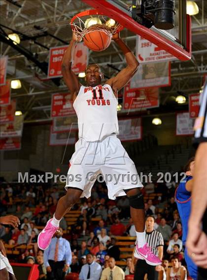 Thumbnail 2 in Whitney Young vs. Bishop Gorman (Nike Extravaganza) photogallery.