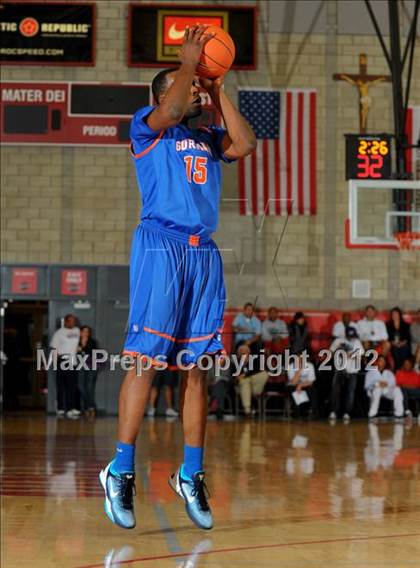 Thumbnail 2 in Whitney Young vs. Bishop Gorman (Nike Extravaganza) photogallery.