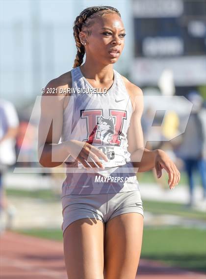 Thumbnail 1 in AIA Track & Field Championships (Girls Hurdles 100m DIV 1 & 3) photogallery.