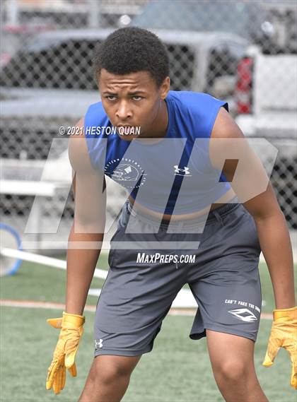 Thumbnail 3 in Saugus vs. Western (Huntington Beach Tournament) photogallery.