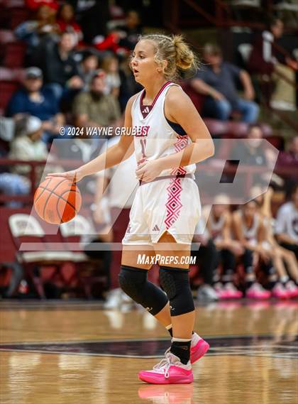 Thumbnail 2 in Broaddus vs. Martins Mill (Tenaha ISD Holiday Hoops) photogallery.